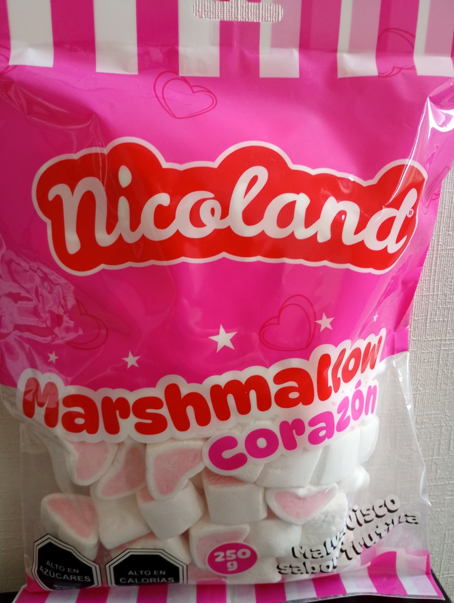 Marshmallow Nicoland sabor frutilla con forma de corazón